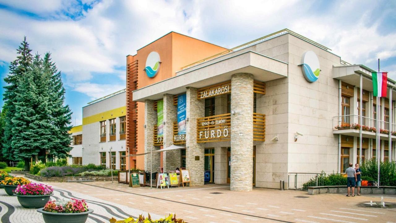 Napfeny Hotel Zalakaros Exterior foto